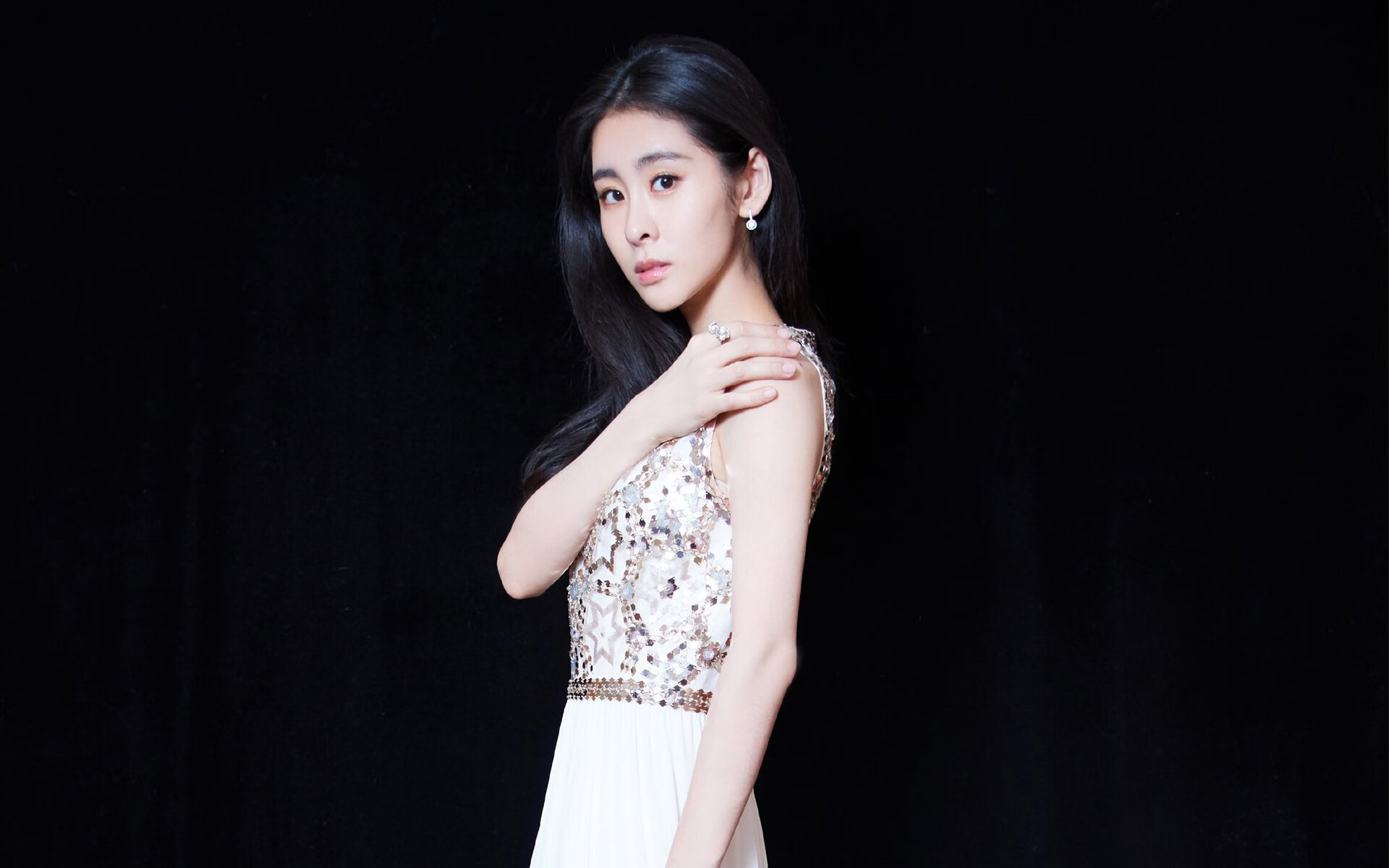 kaiyun登录入口-詹姆斯传球穿透力强助攻数再创新高，詹姆斯的传球能力